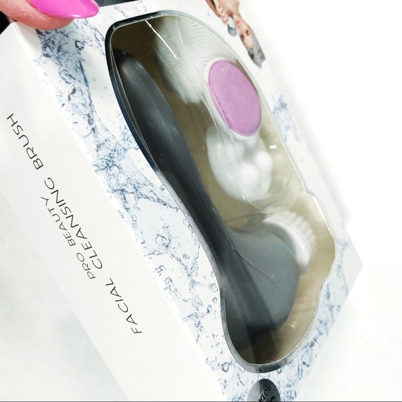 🆕 PRO BEAUTY | FACIAL BRUSH + (4) ATTACHMENTS - Picture 7 of 12